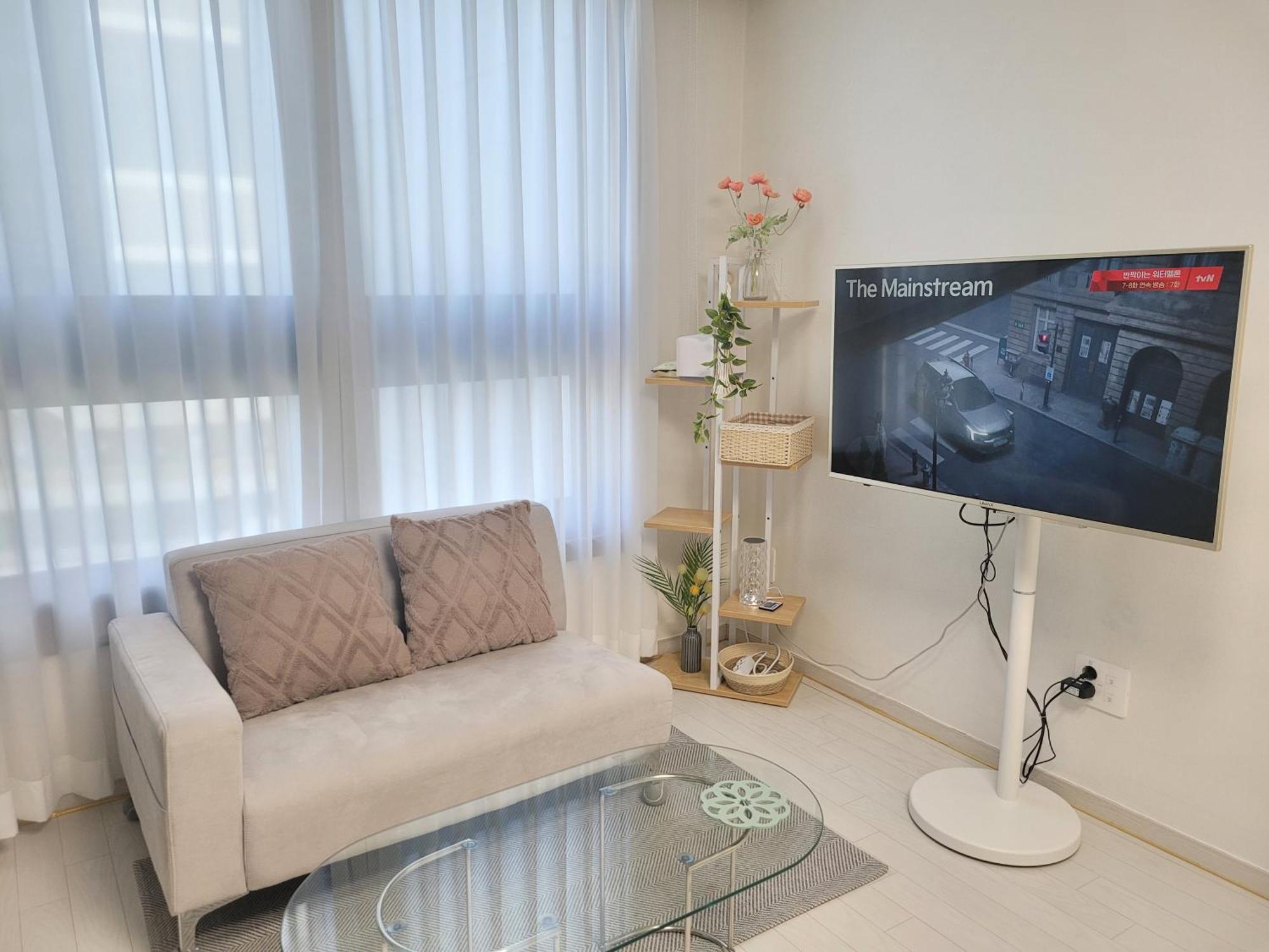 Daon Star Bnb Тегу Екстериор снимка